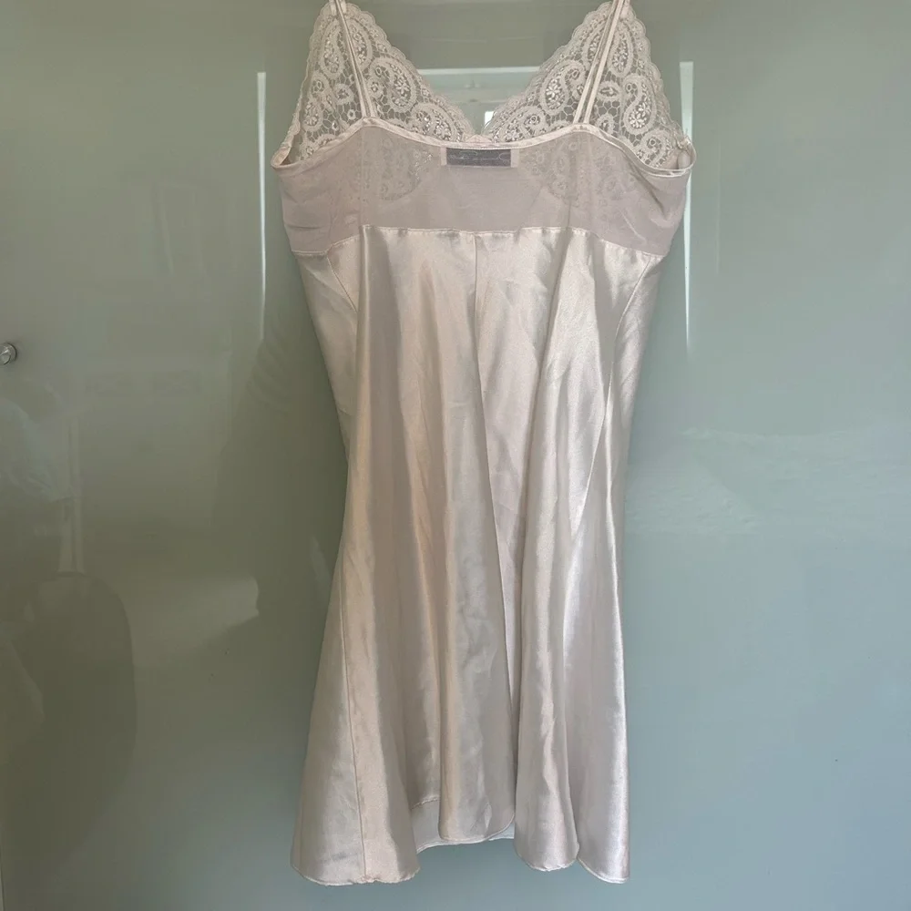 Oscar de la Renta White Slip Dress - Picture 2 of 7